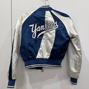 Reversible Yankees bomber jacket